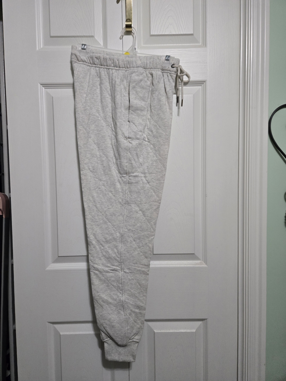 Old Navy Light Gray Women's Jogger Pants size small - Picture 3 of 3